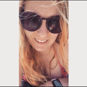 Meet your Posher, Tara